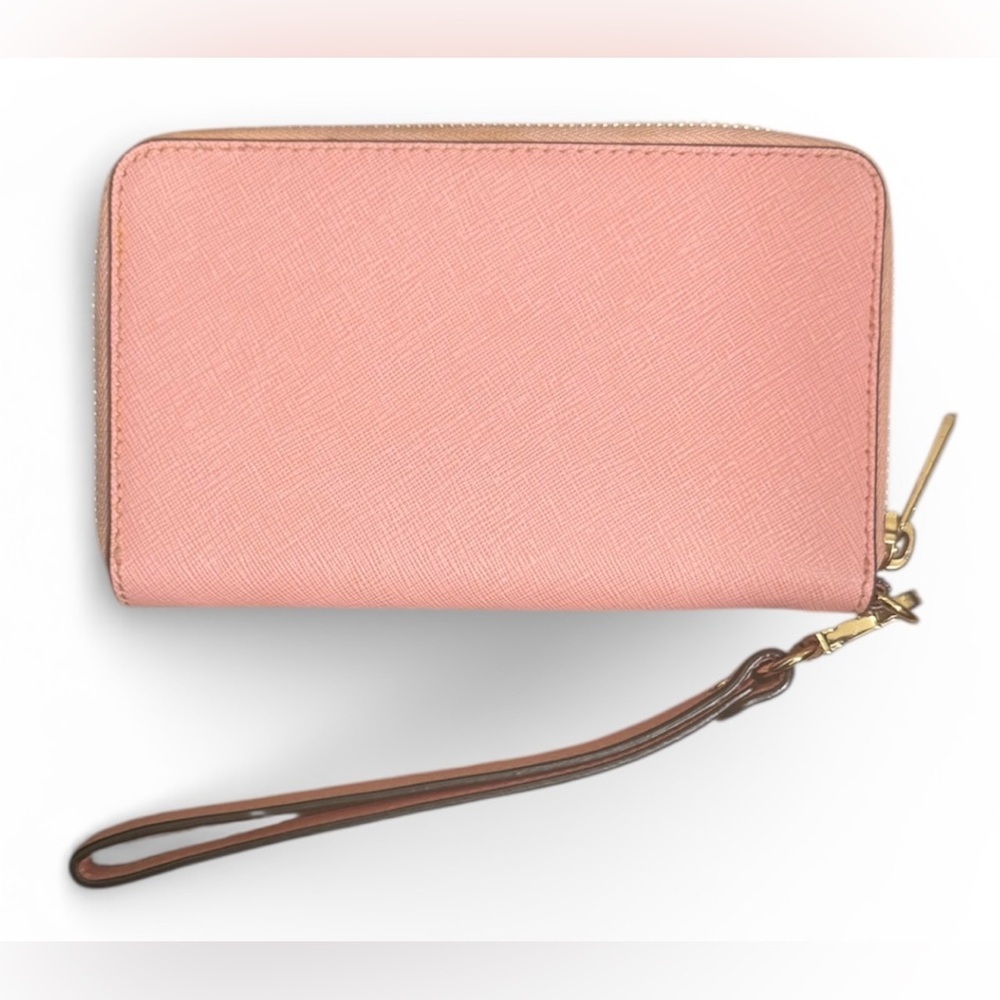 Michael Kors Pebbled Leather Smartphone Wristlet - Picture 2 of 4
